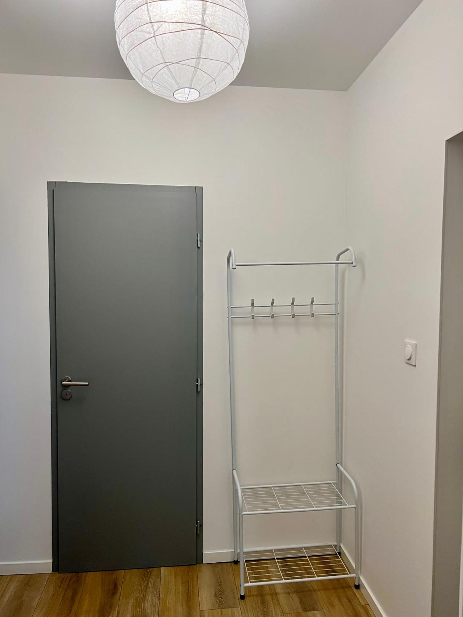 Rs-1 - Appartement F2 Au 1Er Etage A Mulhouse Pour 1-3 Pers Buitenkant foto